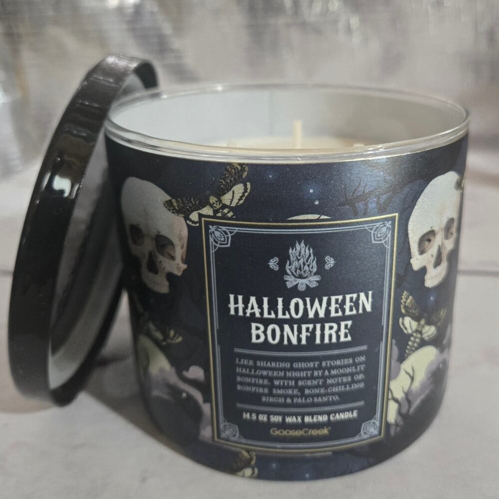 NEW! Goose Creek Halloween Moonlit Bonfire Candle 3-Wick Home Fragrance 14.5oz